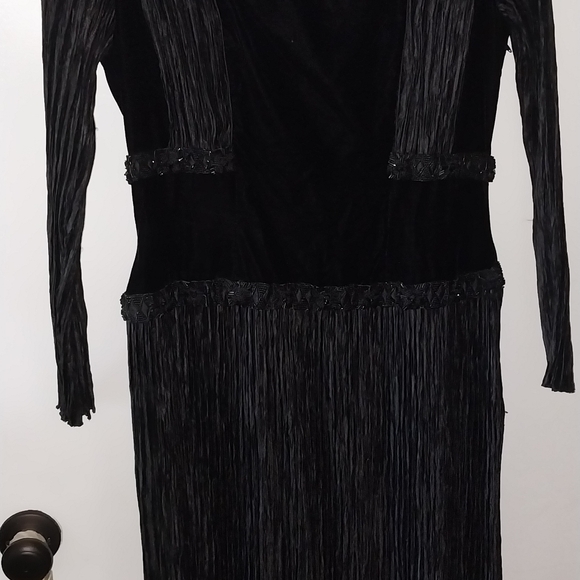 Mary McFadden Couture Vintage Silk Evening Gown - Picture 4 of 14